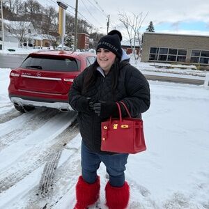 Meet your Posher, Taylor